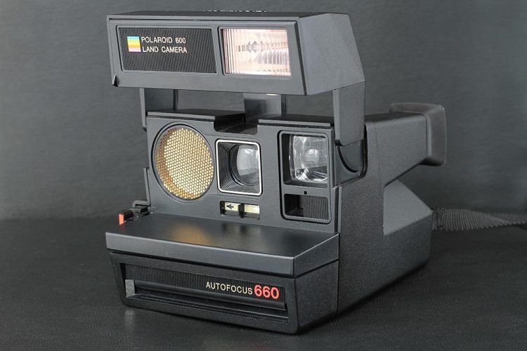 Le Polaroid Autofocus 660