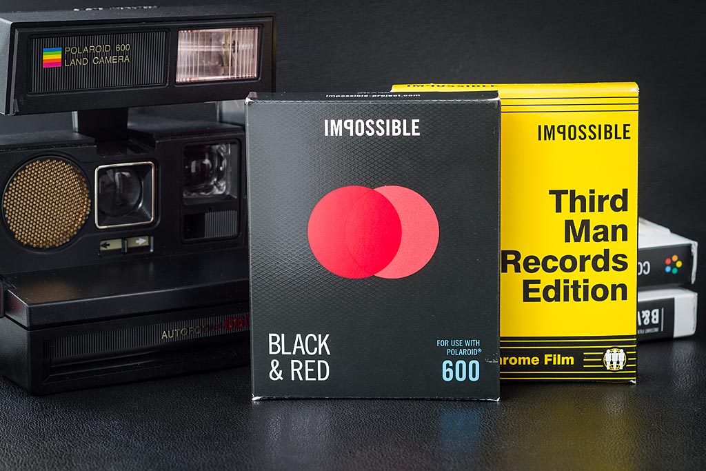 Films Impossible Project Duochrome Black & Red et Third Man Records Edition