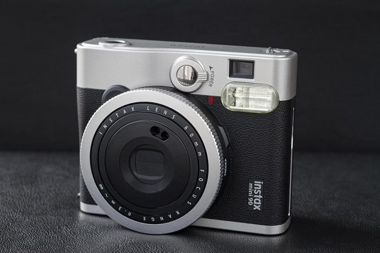 Appareil Instax Mini 90 Neo Classic de Fujifilm