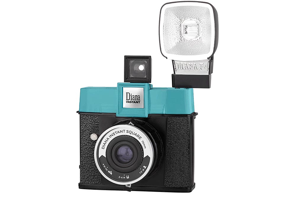 Lomography ne lâche rien. La marque frappe encore en lançant un Diana Instant sur Kickstarter. Comme d'habitude, le projet a été rapidement financé.